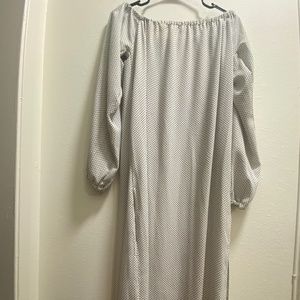 Shoulderless White & Black Dress